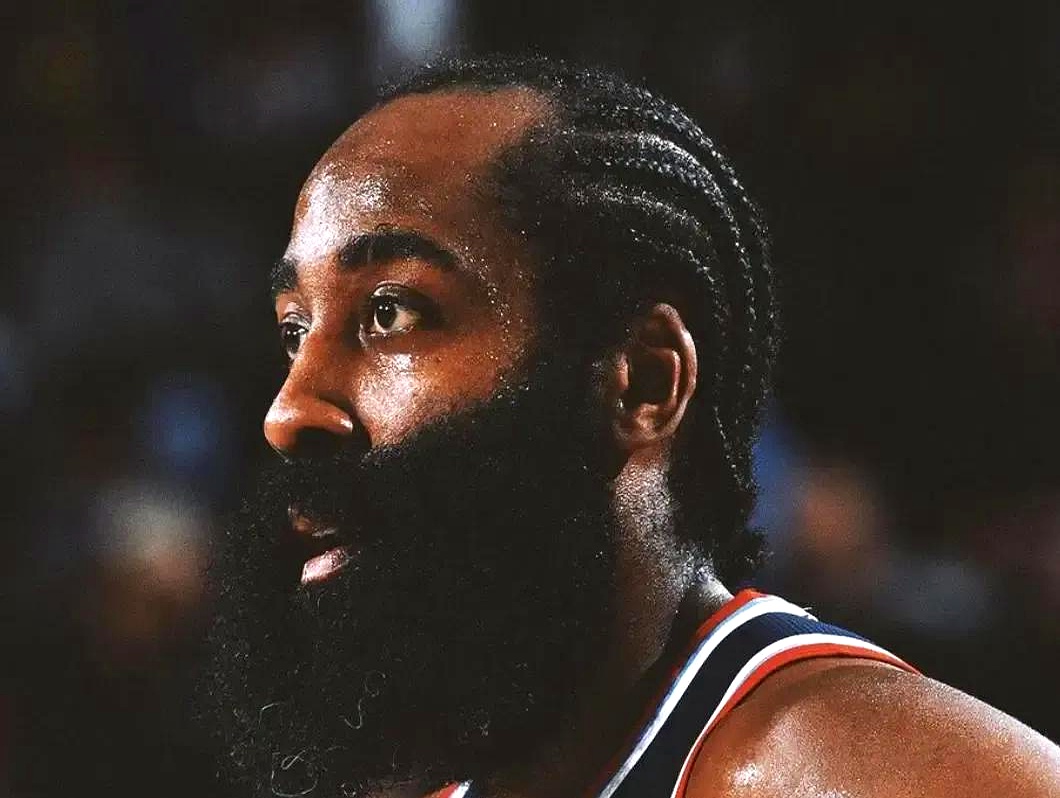 雄鹿观众热烈欢呼！，JackeyLove迎来二十赛季出色发挥上演精彩一战的简单介绍